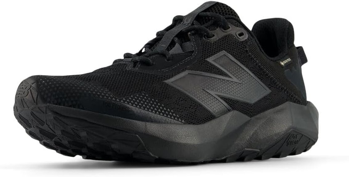 men s trail running shoe