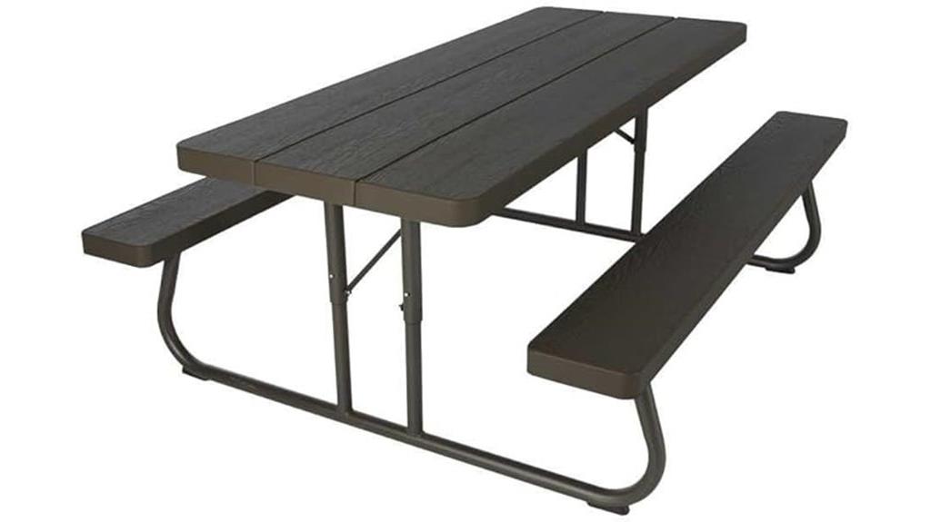 wood grain picnic table
